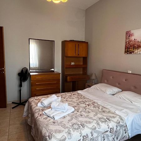 Soula'S Sunshine Big Apartment Nea Karvali Buitenkant foto